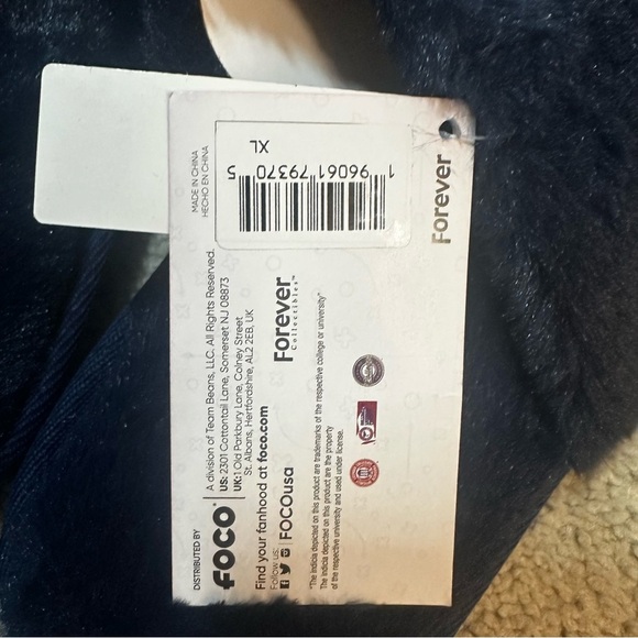 FOCO NCAA NC Tar Heels Sequined Plush Slippers Navy Blue Women’s XL (10-11) NWT - Picture 7 of 9